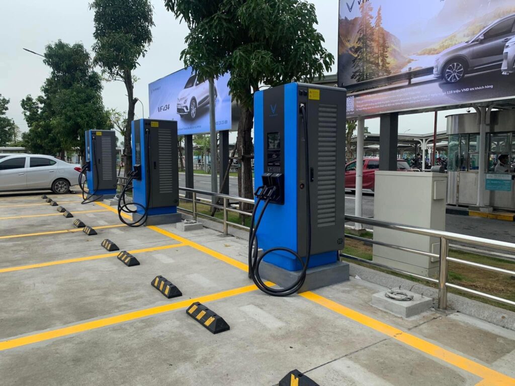 Địa chỉ trạm sạc ô tô điện VinFast tại Hà Nội
